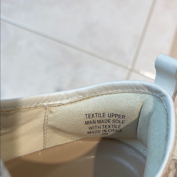 Ann Taylor Textile Snakeskin Pattern Women's Sneakers in size 8 - Picture 2 of 7